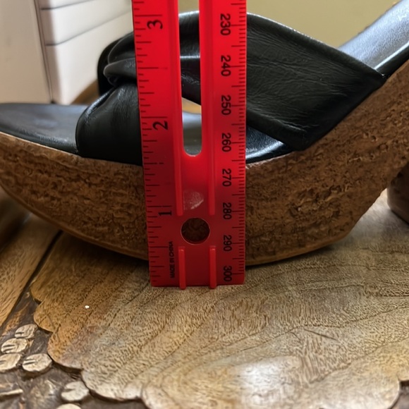 Cathy Jean platform sandals - Picture 7 of 8